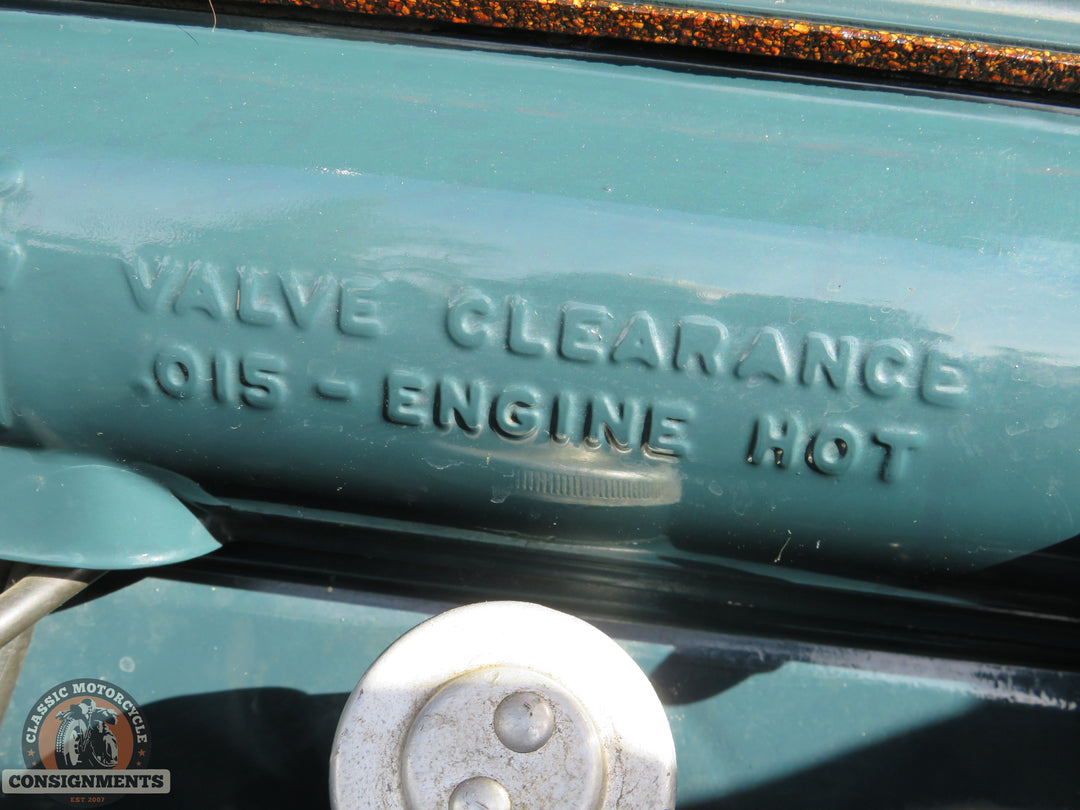 1937 BUICK ROADMASTER  Series 80 Model 81 F  Formal Sedan