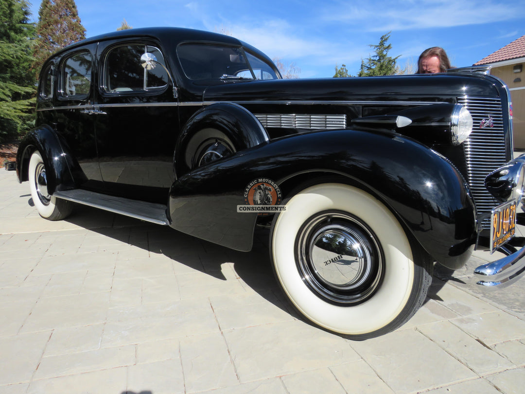 1937 BUICK ROADMASTER  Series 80 Model 81 F  Formal Sedan