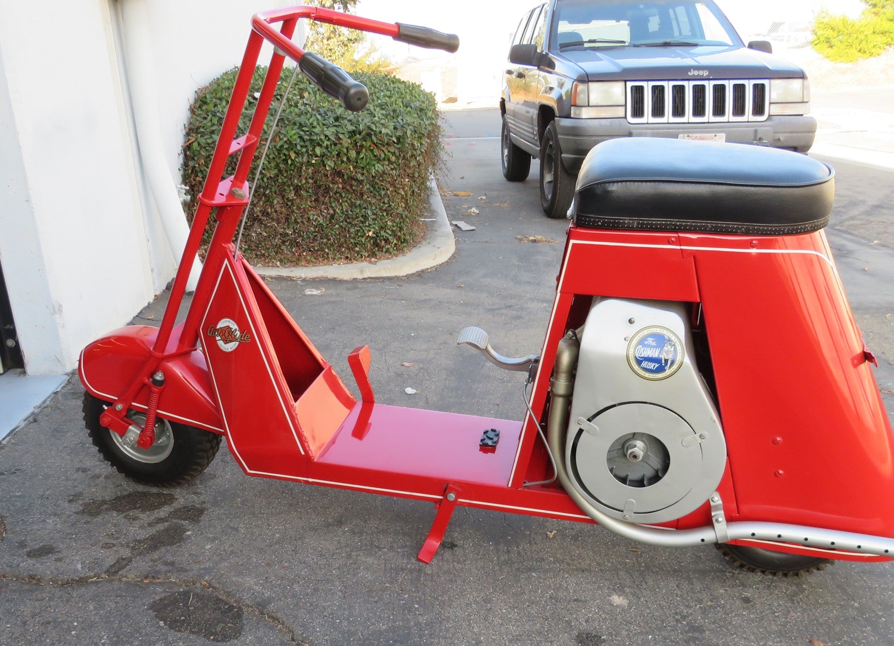 1941 Cushman AutoGlide “Milk Stool” Scooter SOLD!! – Classic Motorcycle ...